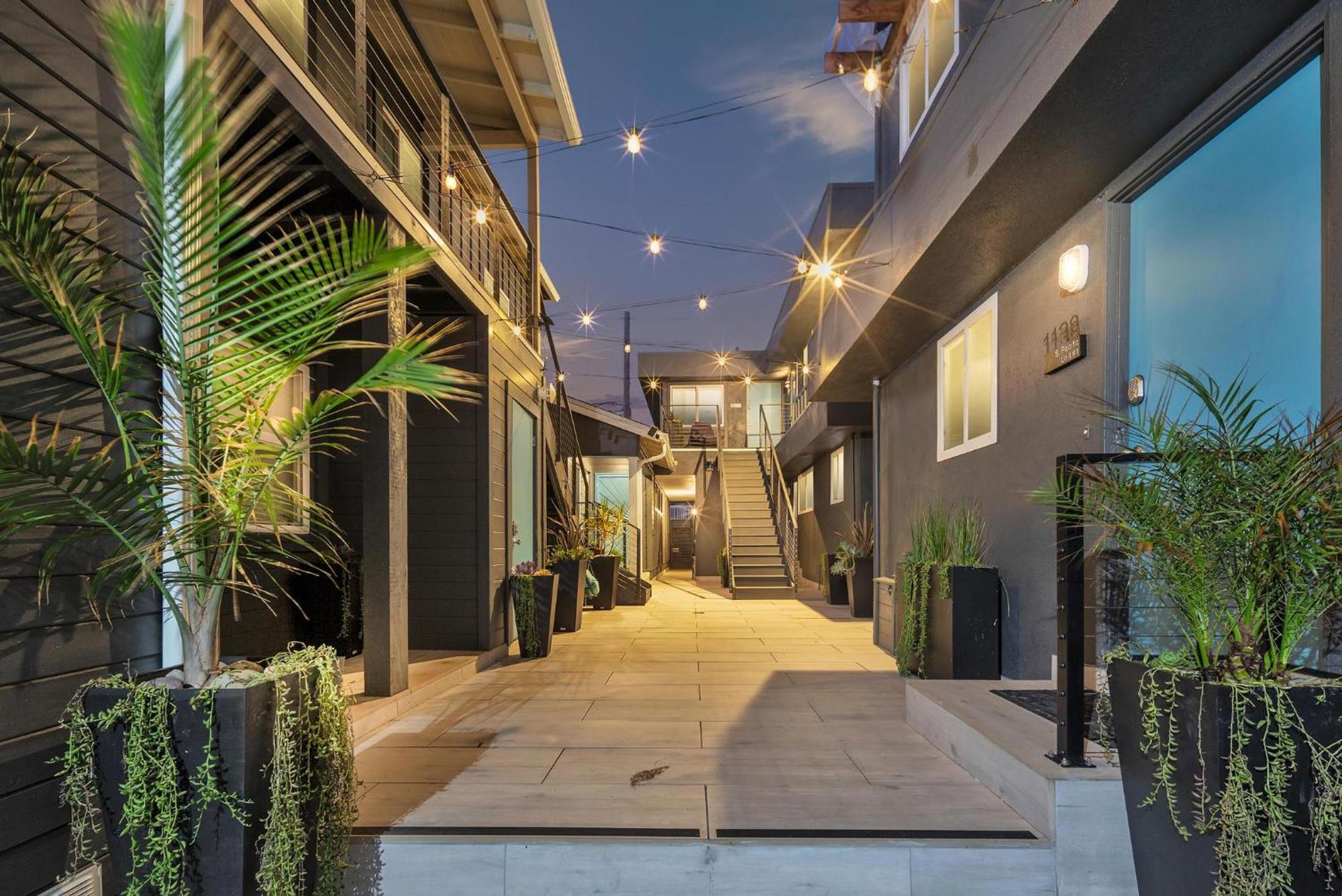 Tower 9 #5 Villa Oceanside Bagian luar foto
